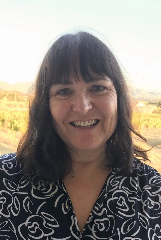 Barbara HESLOP